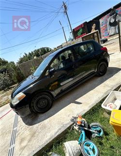 نيسان فيرسا